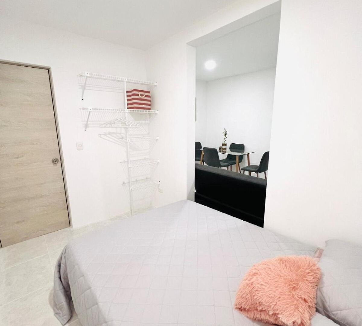 Cozy Beachside 3br Near The Walled Apartment