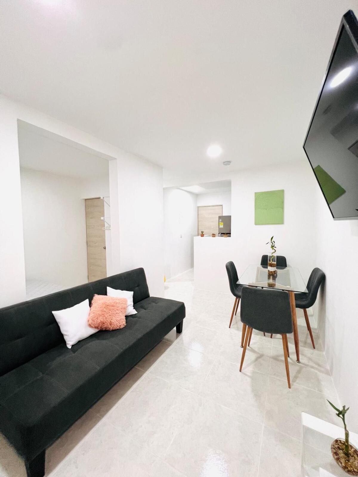 Cozy Beachside 3br Near The Walled Apartment